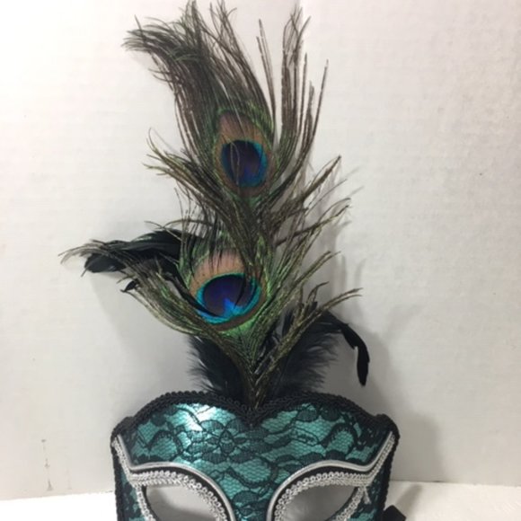 Turquoise Black Lace Peacock Feathers Masquerade Halloween Mask - Picture 5 of 9